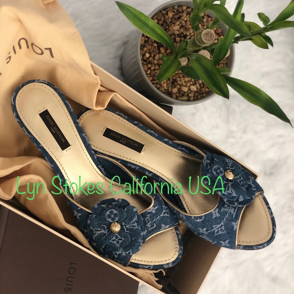 Authentic Preloved Louis Vuitton Canvass Sandal